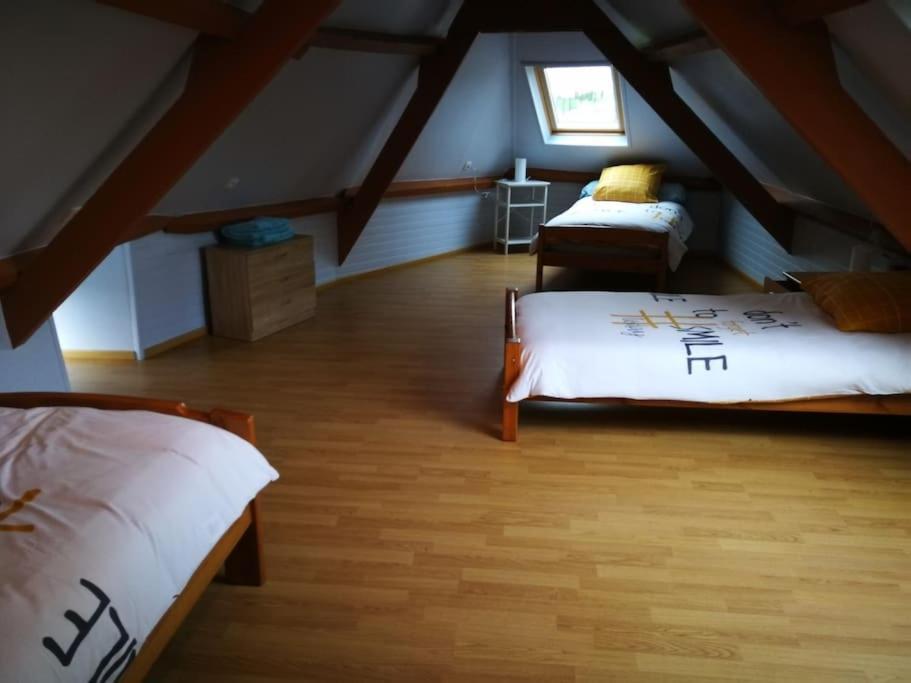 Maison Les Vieilles Cours Blosville 외부 사진