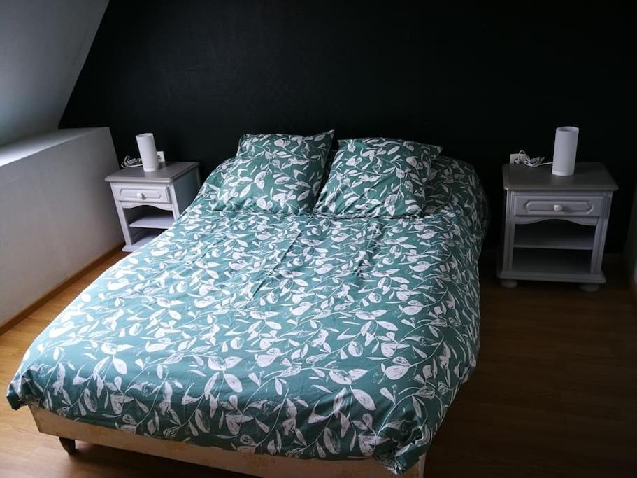Maison Les Vieilles Cours Blosville 외부 사진